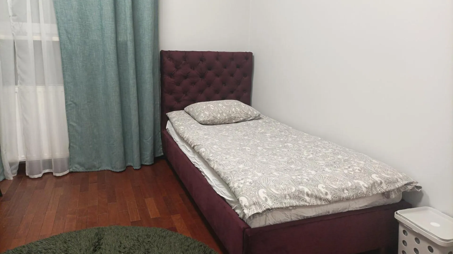 Solidarnosci155Guestrooms Warszawa