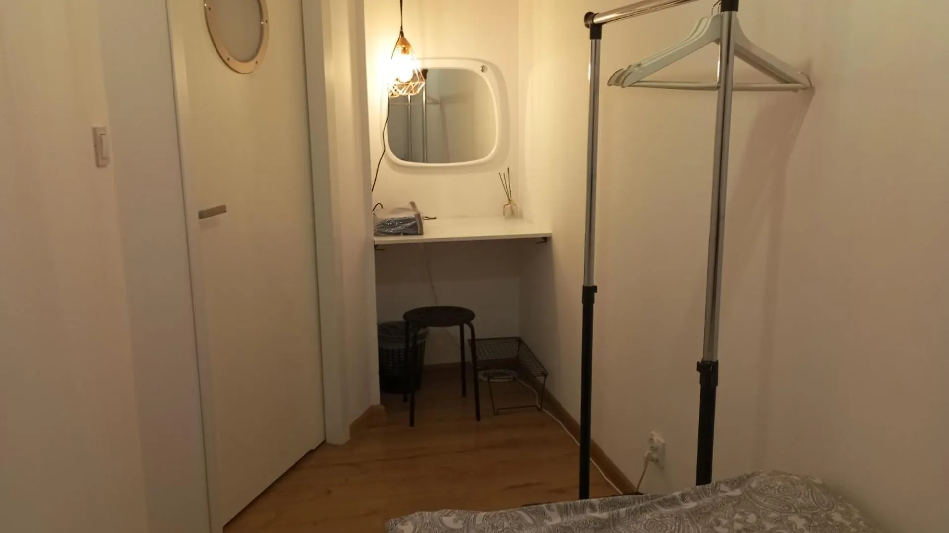 Solidarnosci155Guestrooms Warszawa 0*,  Polska